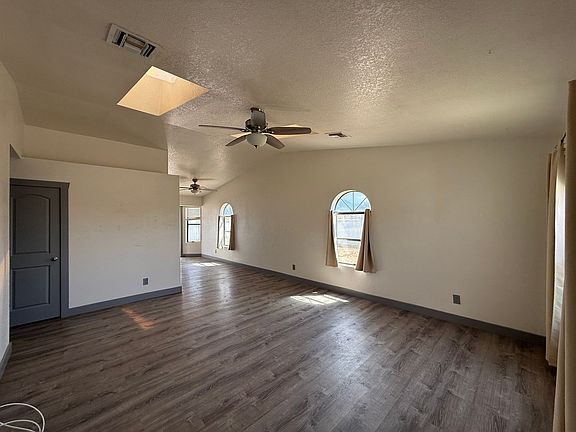 2nd image of 3692 N Roosevelt St