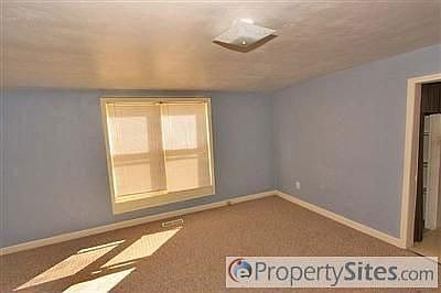 5th image of 868 144th Ave