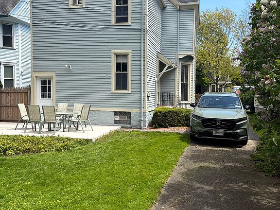 4th image of 29 Rundel Park