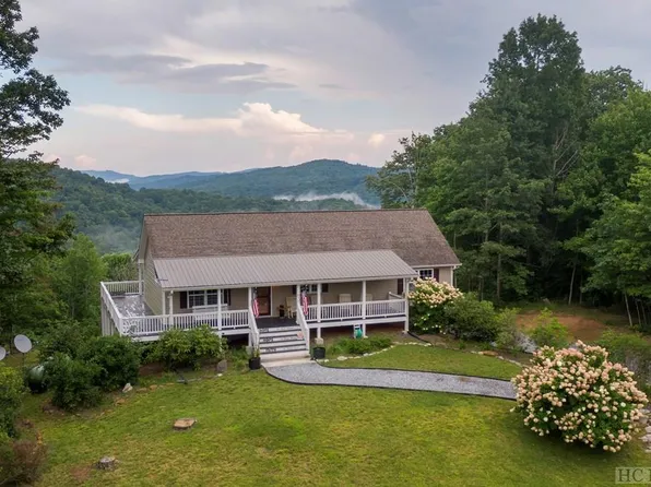 67 Old Tiger Trail, Glenville, NC 28736