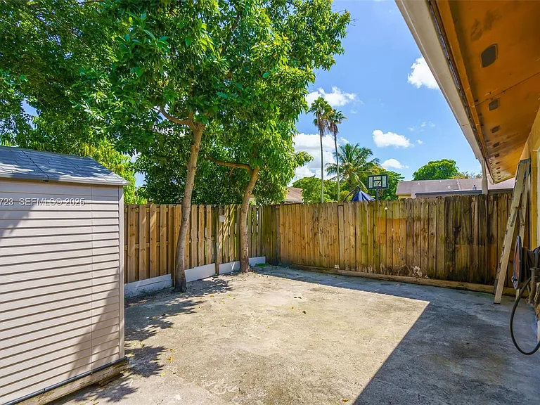 6713 NW 188th Ter #6713 — Photo 6