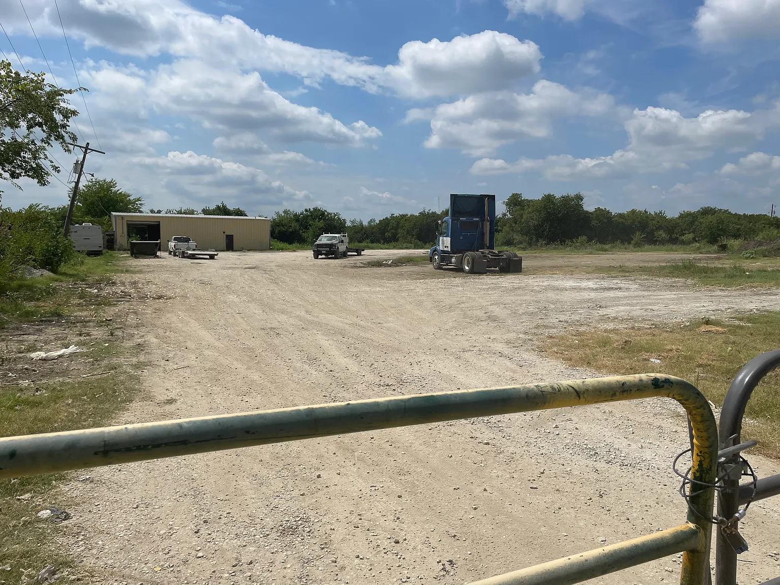 E FM 917, Alvarado — Photo 1
