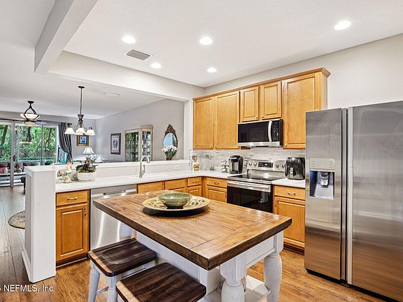4th image of 13301 STONE POND Drive