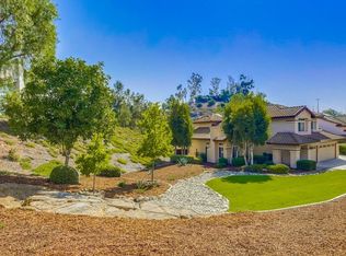 2680 Kauana Loa Dr, Escondido, CA 92029