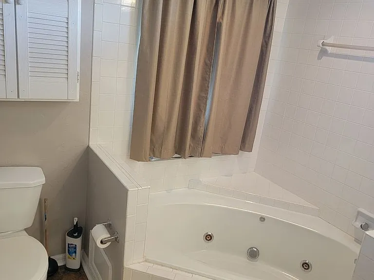 665 W Sunset Strip Dr — Photo 17