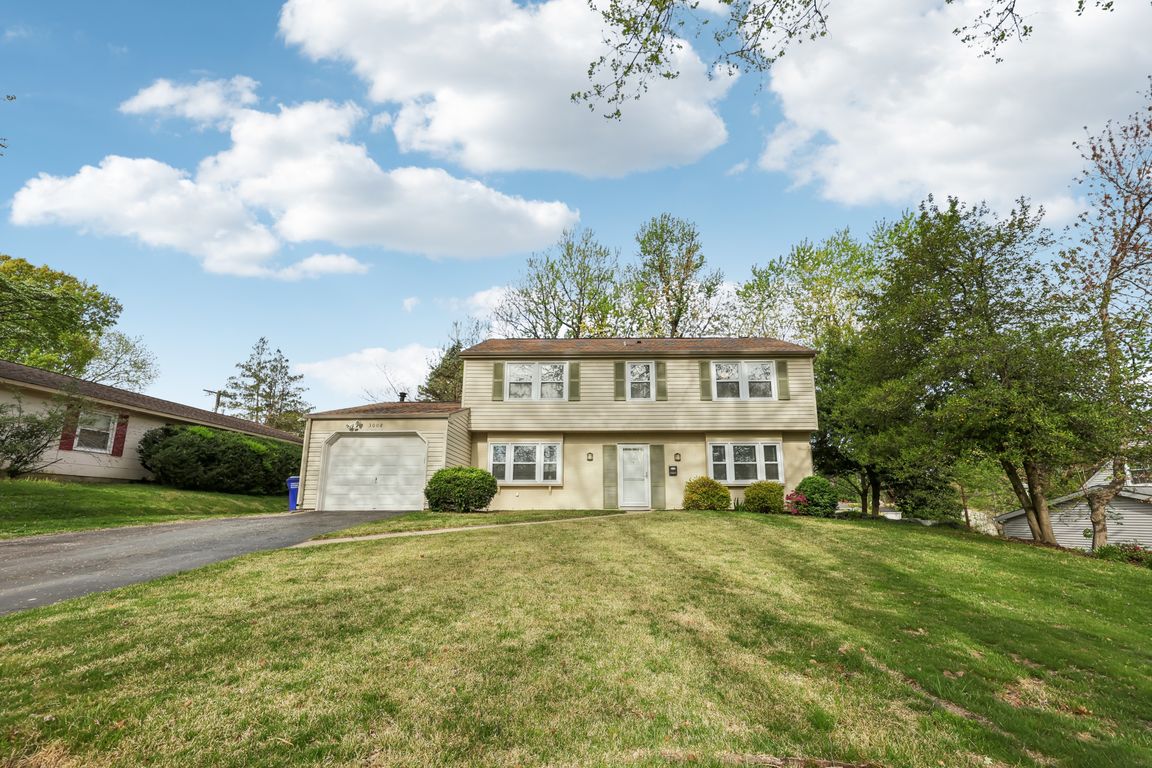 Tanbark Ln-2304-001.jpg