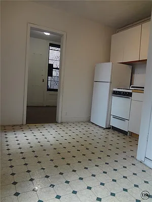 Rented by DSA Realty | media 21
