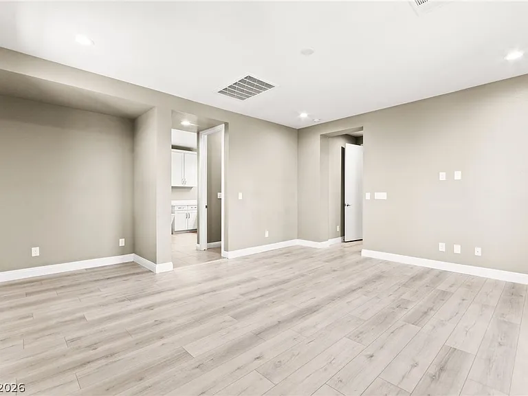 10314 Apache Blue Ave — Photo 43