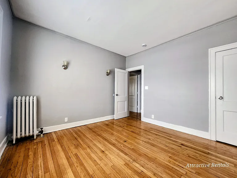 39 W 14th Pl #2 — Photo 10