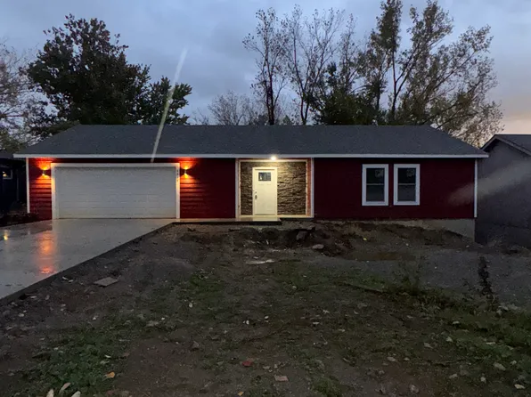 4417 NW 52nd Ter, Topeka, KS 66618