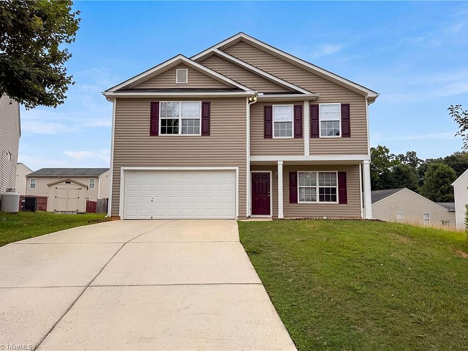 1st image of 4 Bay Willows Ct