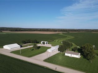 31356 NW Barton Rd, Garnett, KS 66032