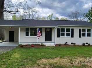 1143 Potter Rd, Lancaster, SC 29720