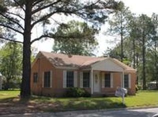 904 S Wayne St, Alma, GA 31510