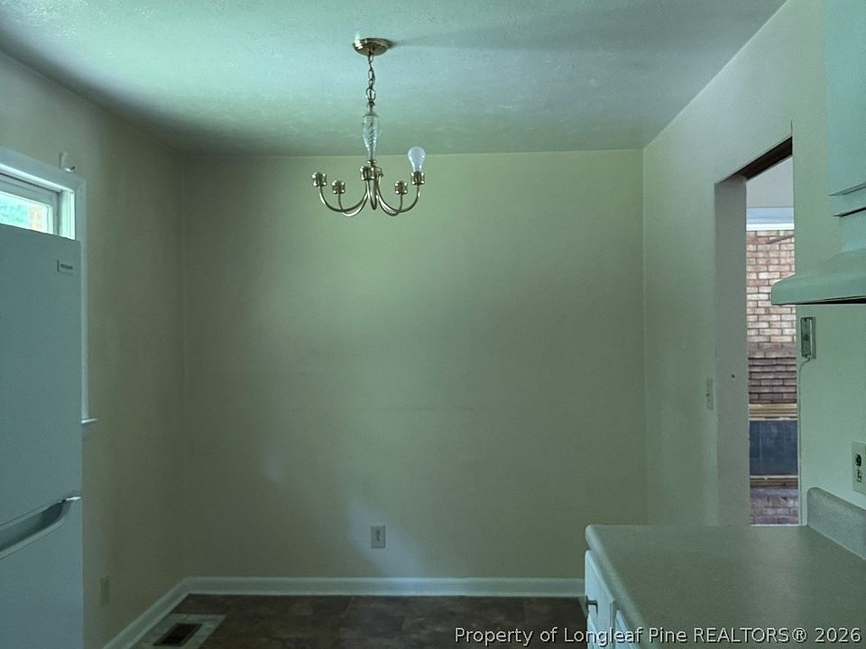 16th image of 1623 Gibson St