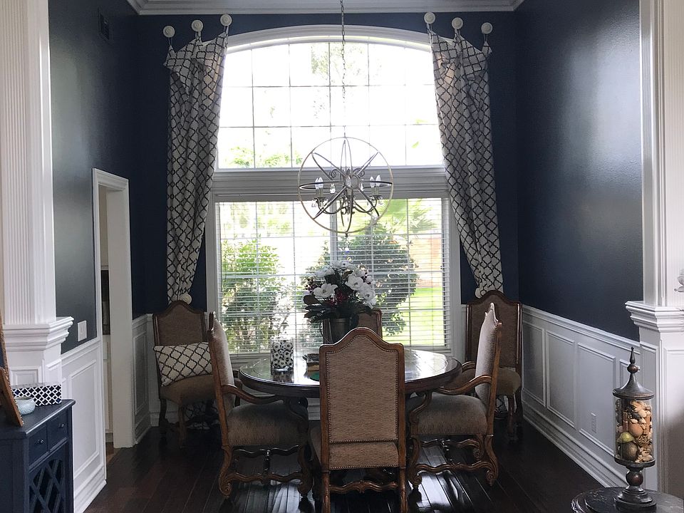 1st image of 25 Blue Jay Dr