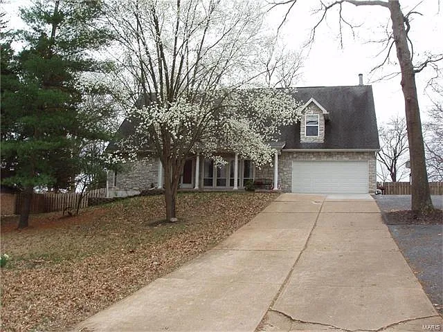 351 Summit Rd photo 1