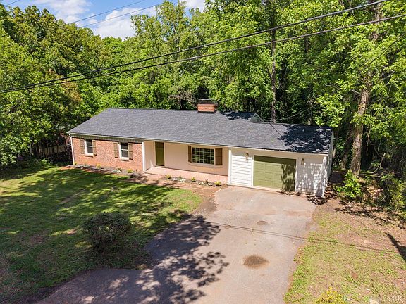 2nd image of 1432 Nelson Dr