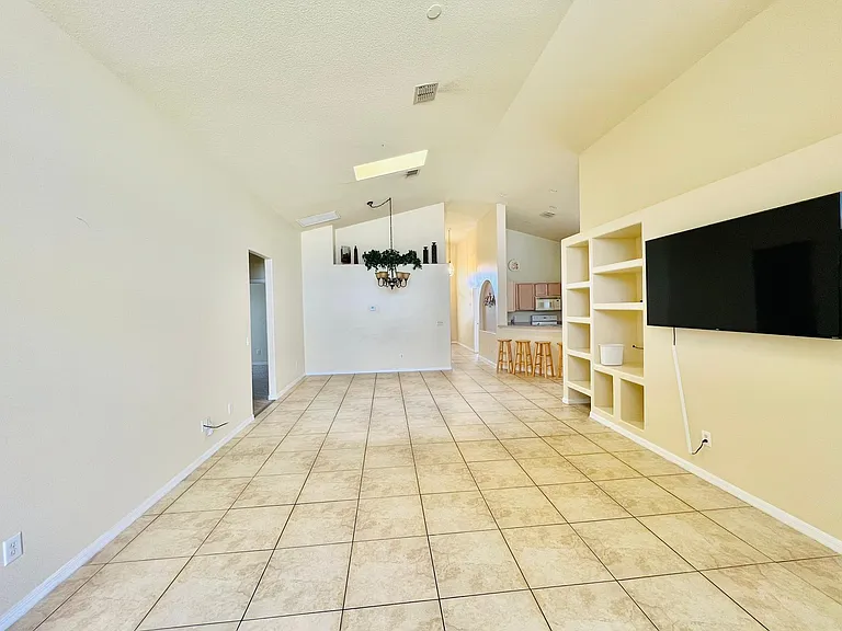 2565 Bear Creek Ct — Photo 7