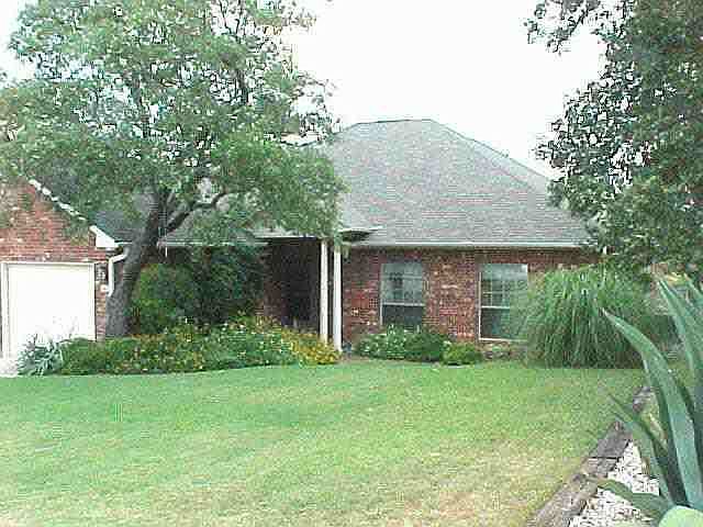 1st image of 667/OAK Valley Dr