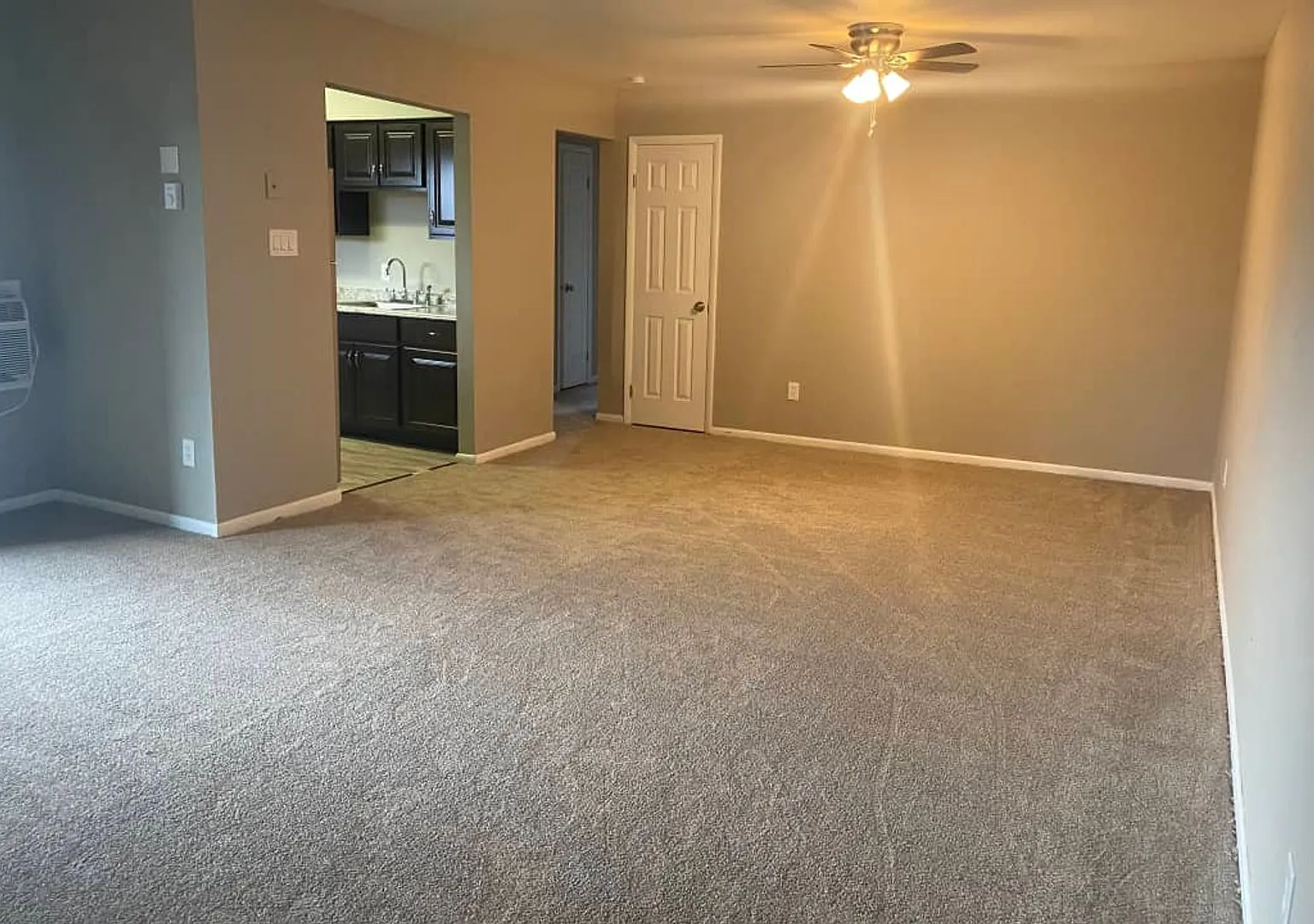 Topton Garden Apartments — Photo 3