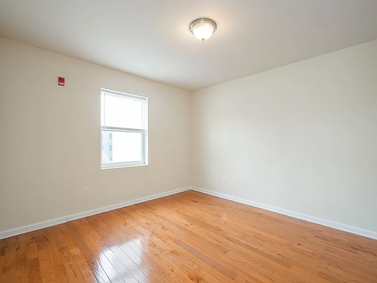 1519-21 N 16th St #34 — Photo 29