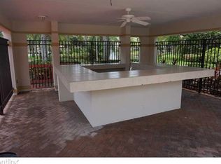 9957 Nob Hill Pl, Fort Lauderdale, FL 33351