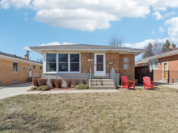 7152 N Overhill Ave, Chicago, IL 60631