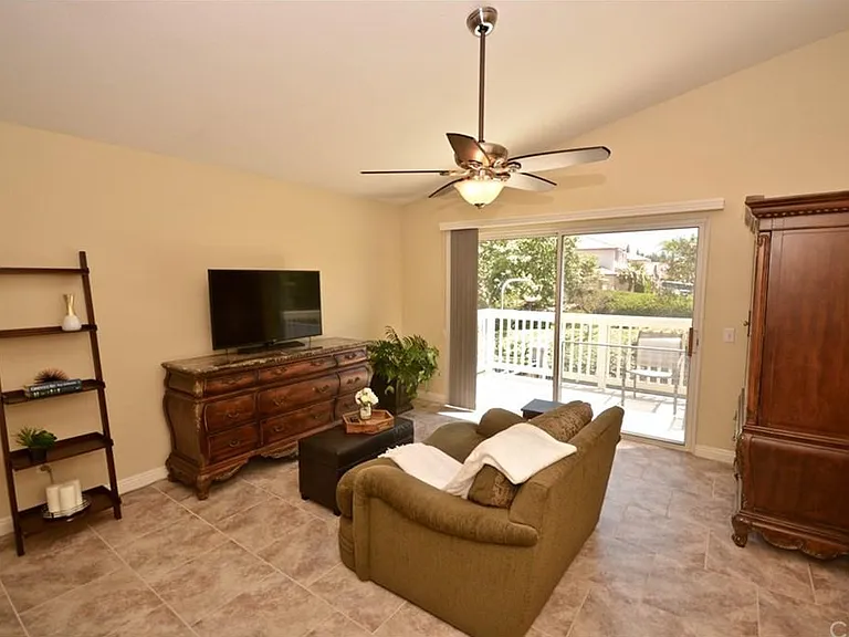 42976 Corte Davila — Photo 25