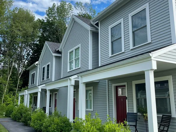 54 Seavey St, Westbrook, ME 04092