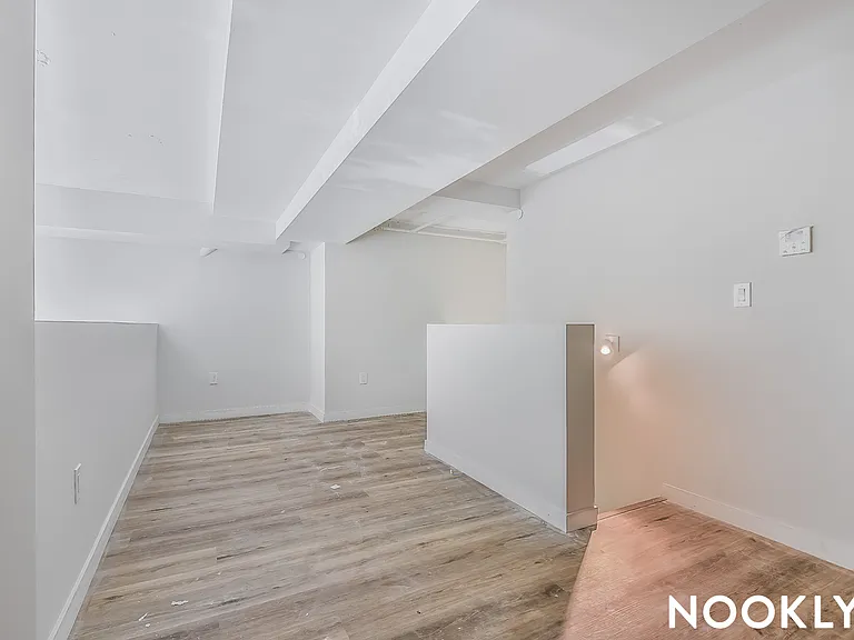 619 Throop Ave #2F — Photo 10