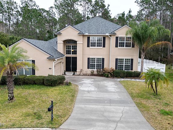 3rd image of 125 E BERKSWELL Drive