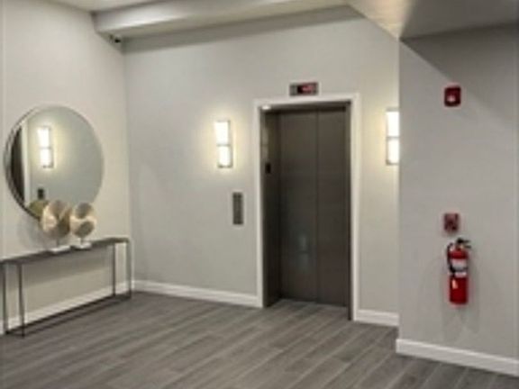 5th image of 64-68 Market St #64-501