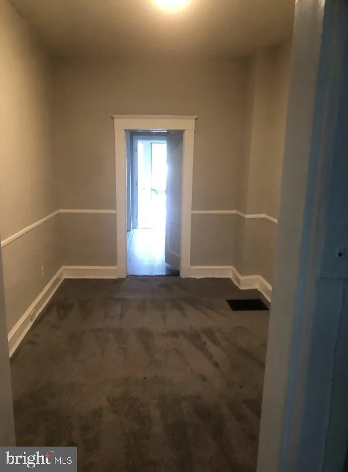 2 bed, 925 sqft, $1,250 — Photo 3