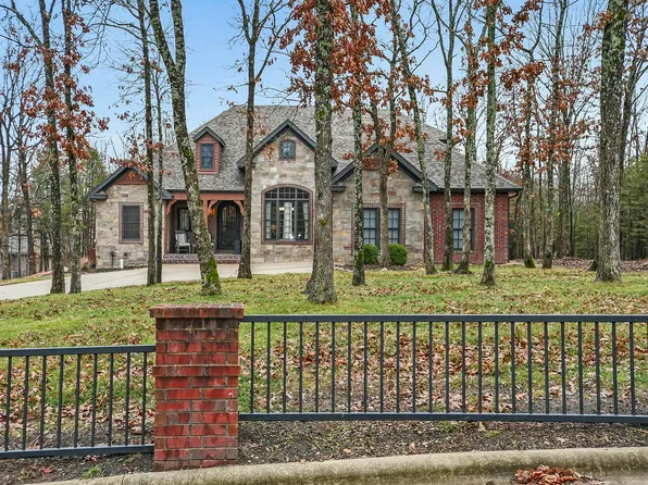 120 Hidden Springs Drive, Branson, MO 65616