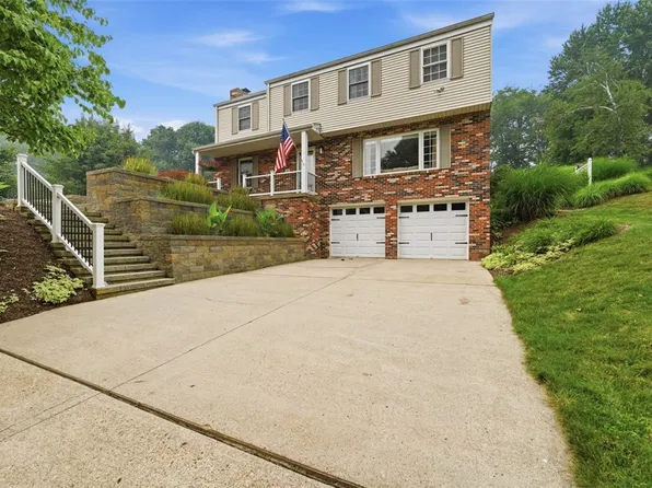 5077 Lakewood Dr, Gibsonia, PA 15044