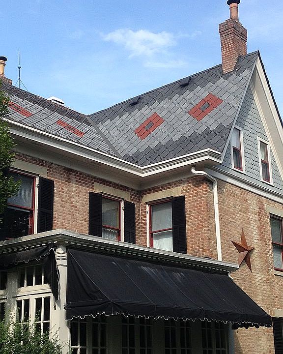 2nd image of 1045 Willow Ave