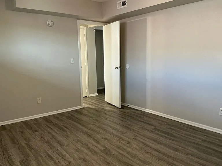 4420 S 25th St — Photo 6