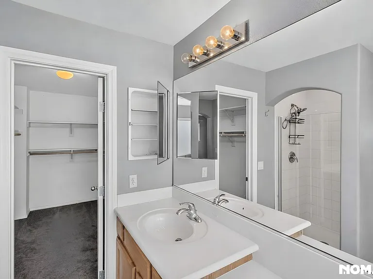 8528 Myrsine Ct — Photo 30