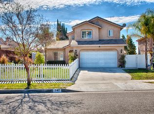 742 Riverview Dr, Redlands, CA 92374