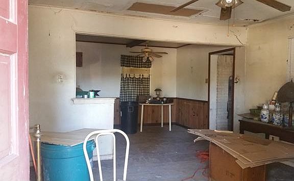 2nd image of 3344 Somerset Dr