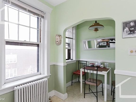 72 Strathmore #11B Boston (Brighton) Unit Photo 3