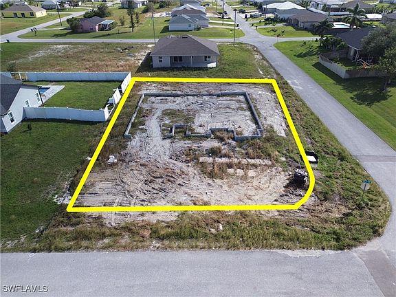 2nd image of 1914 NW 20th Ter
