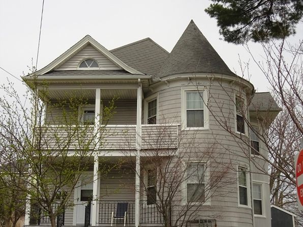 3 Malden St, Worcester, MA 01606