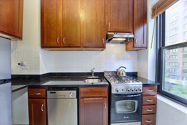 Sold by Halstead Real Estate | media 2
