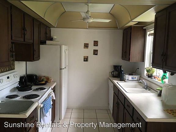 2nd image of 1514 Edgewater Cir APT 3D