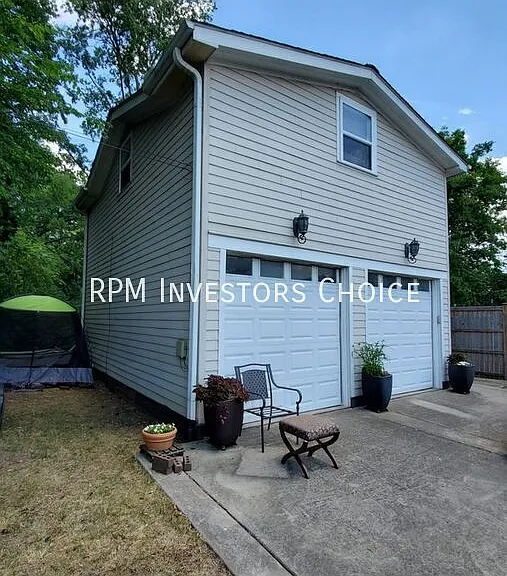 1108 Jackson St — Photo 1