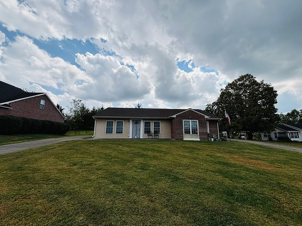 1070 Elk Dr