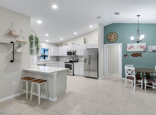 2013 NW Juanita Pl, Cape Coral, FL 33993