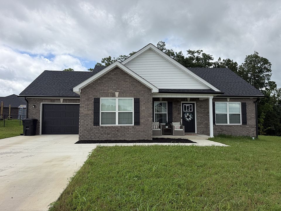 1st image of 139 Magnolia Dr #1